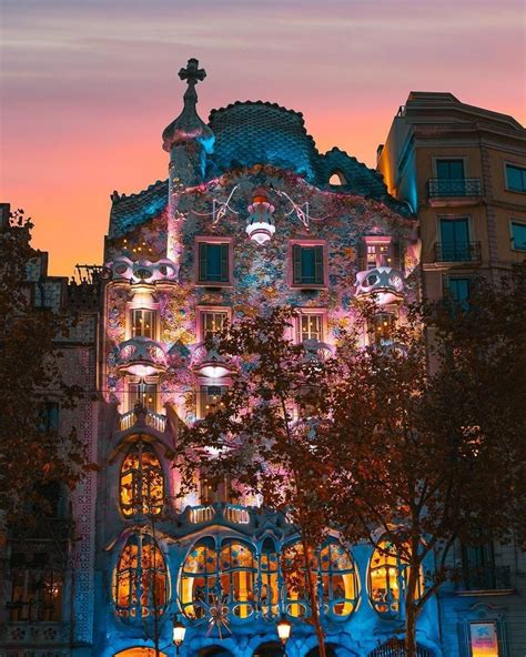 Experience the magic of Gaudi's Casa Batllo at night